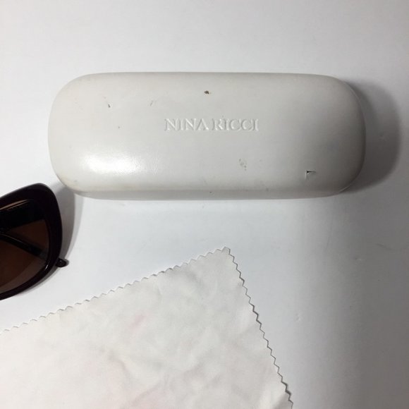 Nina Ricci Sunglasses - Picture 3 of 6